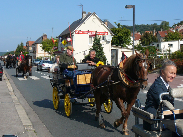 defile-fete-cheval-2008-3.png