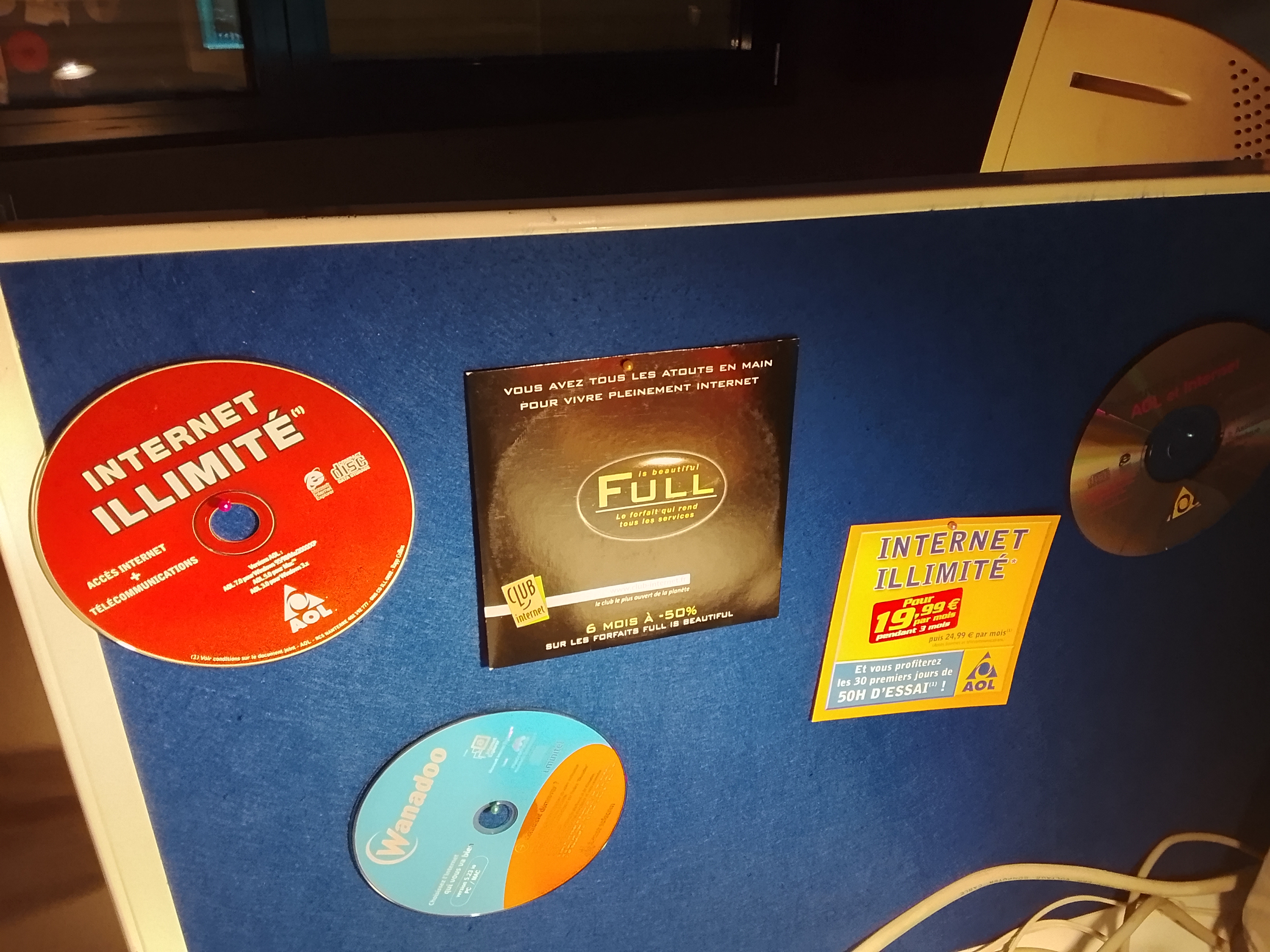 expo-cd-rom-kit-connexion.jpg