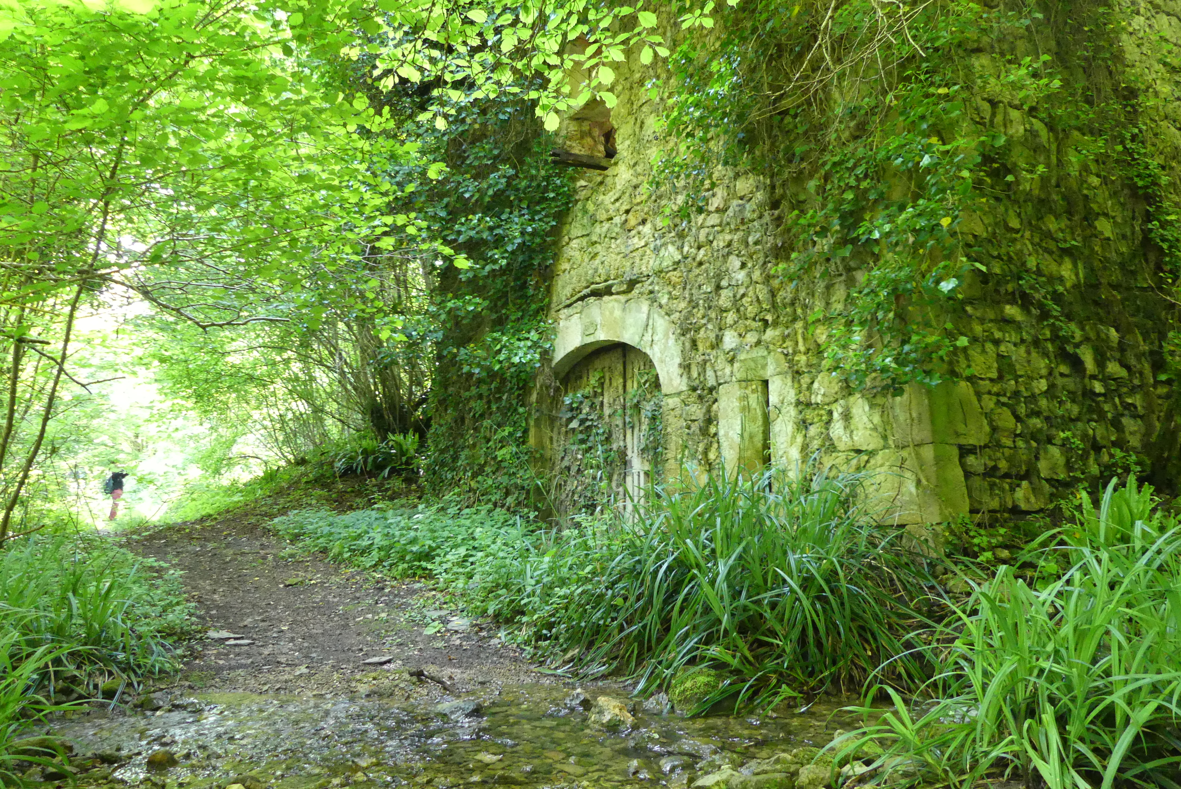 rando-paysanne-troglo.jpg
